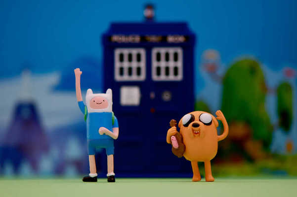 laughing-squid - Tabletop Photography of Pop Culture Characters in Unfamiliar Situations by JD Hancock