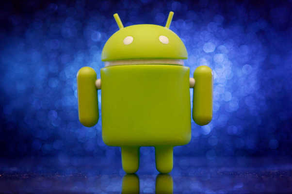 spiceworks - Snap! iOS malware strikes, Android 6 reviewed, and Windows Mobile approaches
