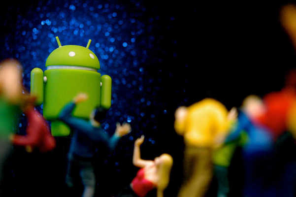 vice - Google Is Undermining Apple’s New Security Protections